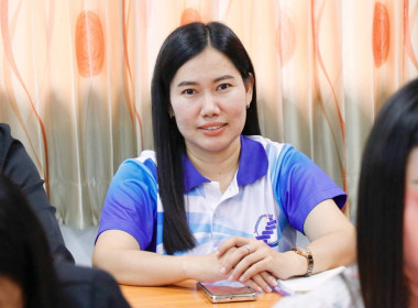ตรวจเยี่ยมและรับฟังปัญหาของสมาชิกสหกรณ์นิคมประมงนครศรีธรรมราช จำกัด ณ จุดรวบรวมผลผลิตของสมาชิกสหกรณ์ โดยรับทราบถึงปัญหาความเดือดร้อนในเรื่องของการต่อทะเบียนเกษตรกรผู้เพาะเลี้ยงสัตว์น้ำของสมาชิกสหกรณ์ รวมทั้งเรื่องการขออนุญาตการเข้าทำประโยชน์ในที่ดินและติ ... พารามิเตอร์รูปภาพ 54